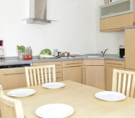 Apartmondo Apartment